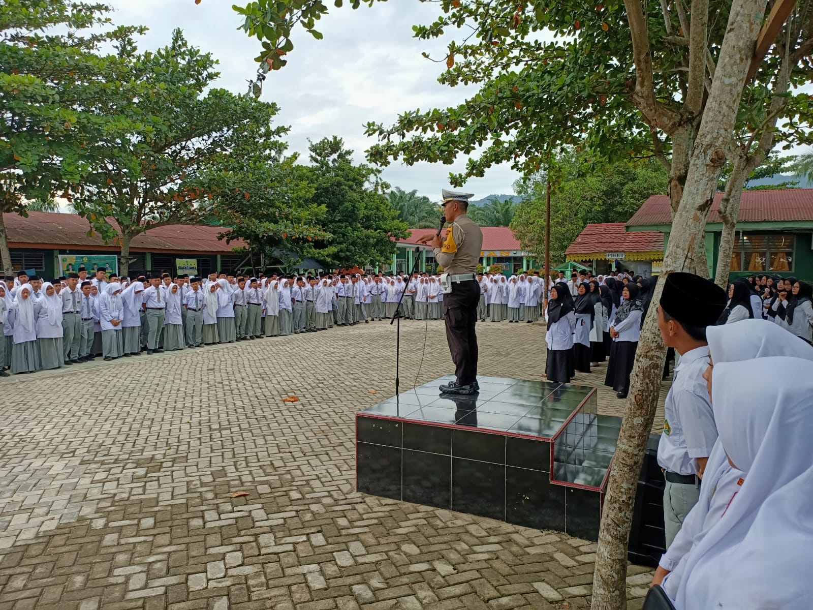 Sudah datangi 67 sekolah Tingkat SMP dan SMA, namun masih ditemukan Pelajar yang Tidak tertib berlalu lintas