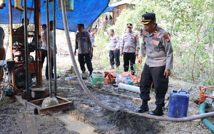 Kapolres Gowa Bersama PJU Pantau Langsung Proses Pembuatan Sumur Bor di Bollangi