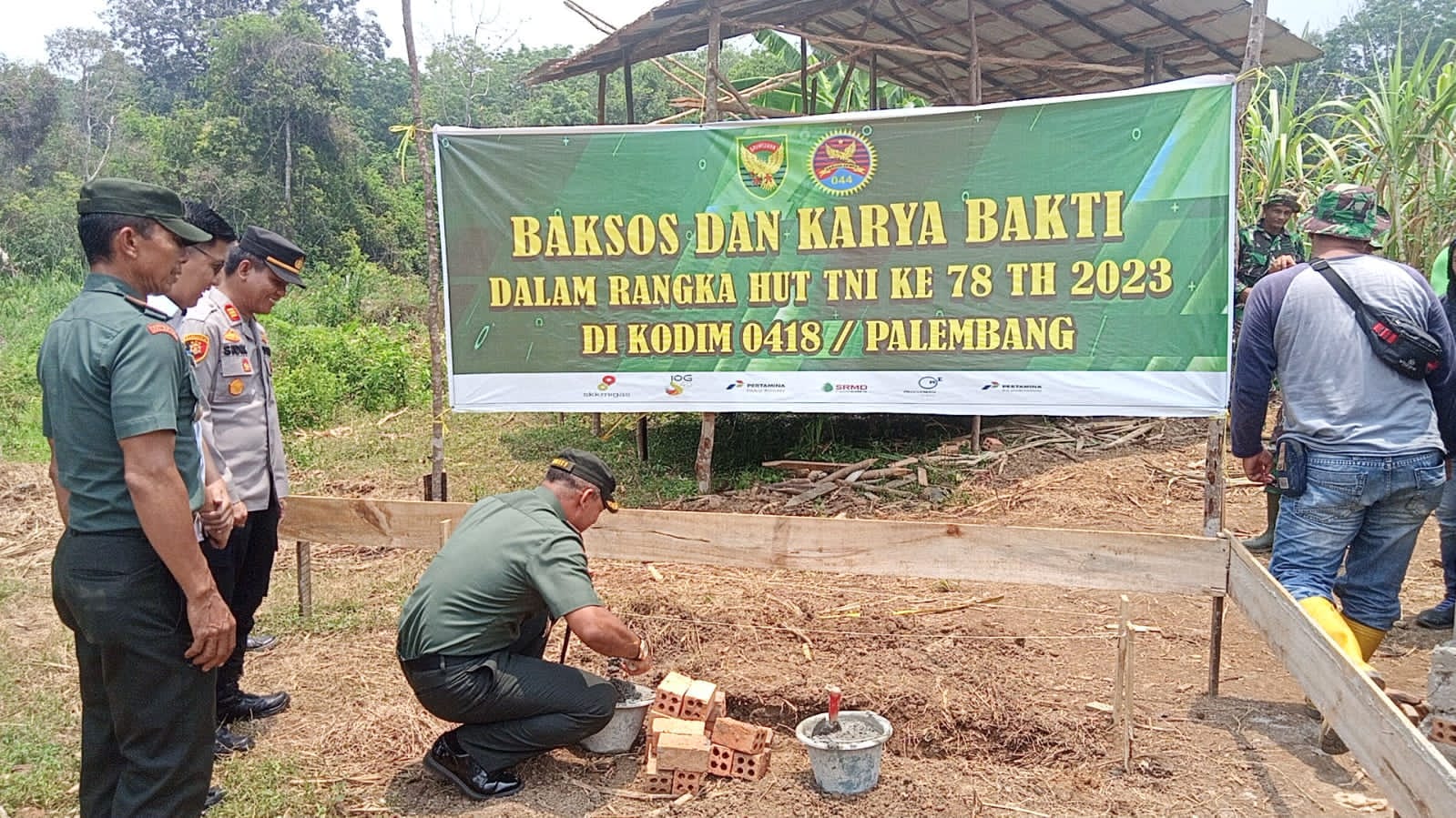 Dandim 0418/Palembang Groundbreaking Pembangunan Rumah untuk Warga Tidak Mampu