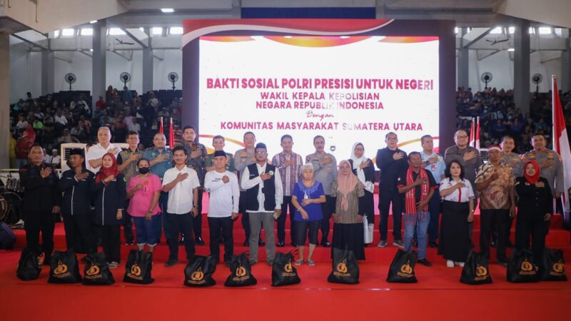 Wakapolri dan Kapolda Sumut Gelar Bakti Sosial Bagikan 5.000 Paket Sembako