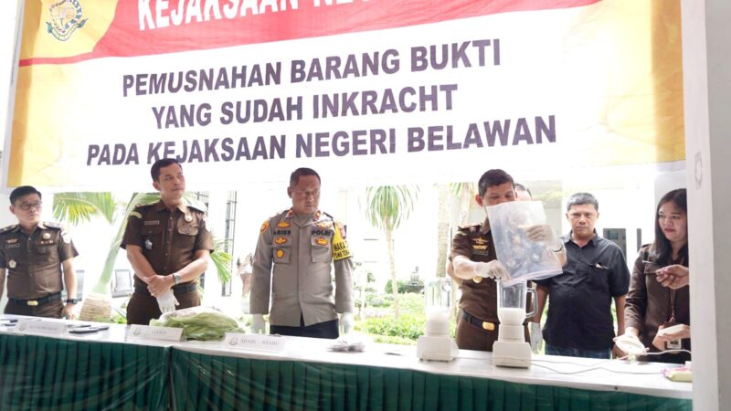 Kajari Belawan Musnahkan Ratusan Gram Narkoba di 110 Kasus