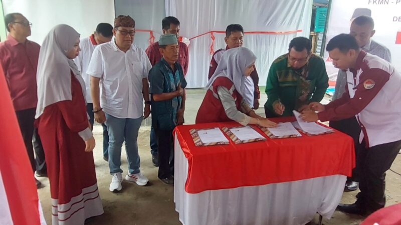 Memperingati Hari Sumpah Pemuda ke 95 Tahun 2023, FKMN Bersama PT. Min ID Inalum Menyerahkan 2 Kunci Rumah Program Bedah Rumah