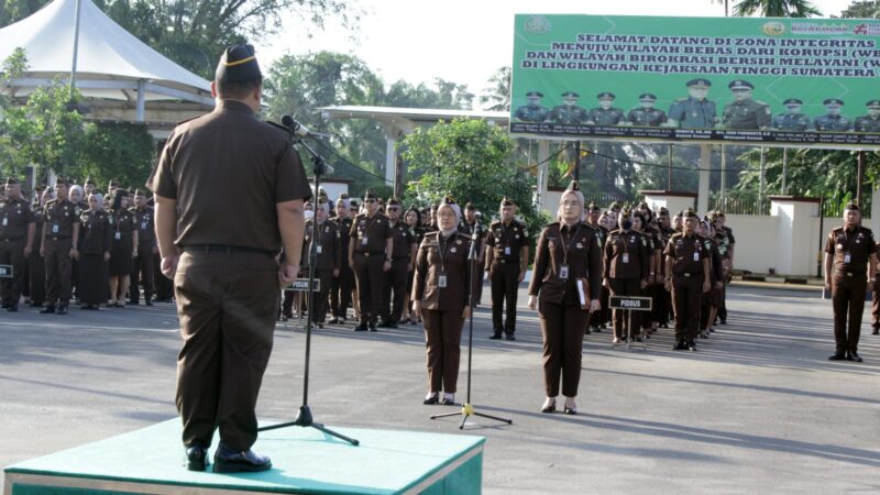 Aspidsus Kejati Sumut Iwan Ginting Pimpin Apel Pagi, Sampaikan 3 Hal Penting Terkait Kinerja