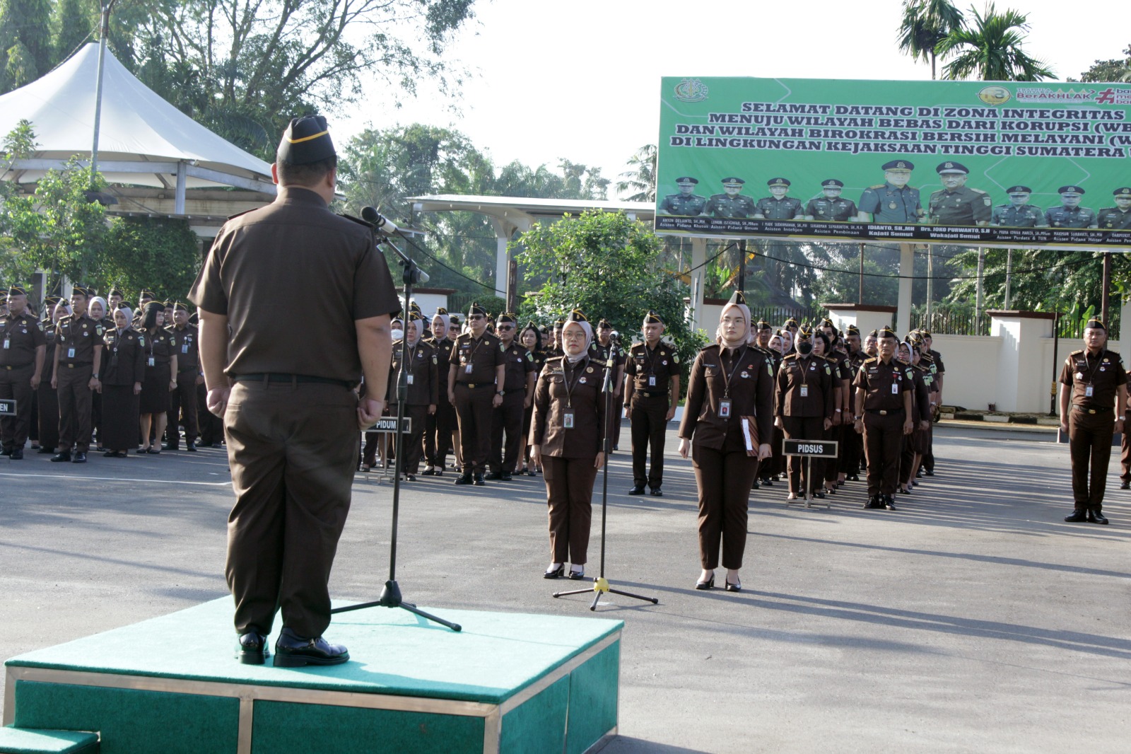 Aspidsus Kejati Sumut Iwan Ginting Pimpin Apel Pagi, Sampaikan 3 Hal Penting Terkait Kinerja