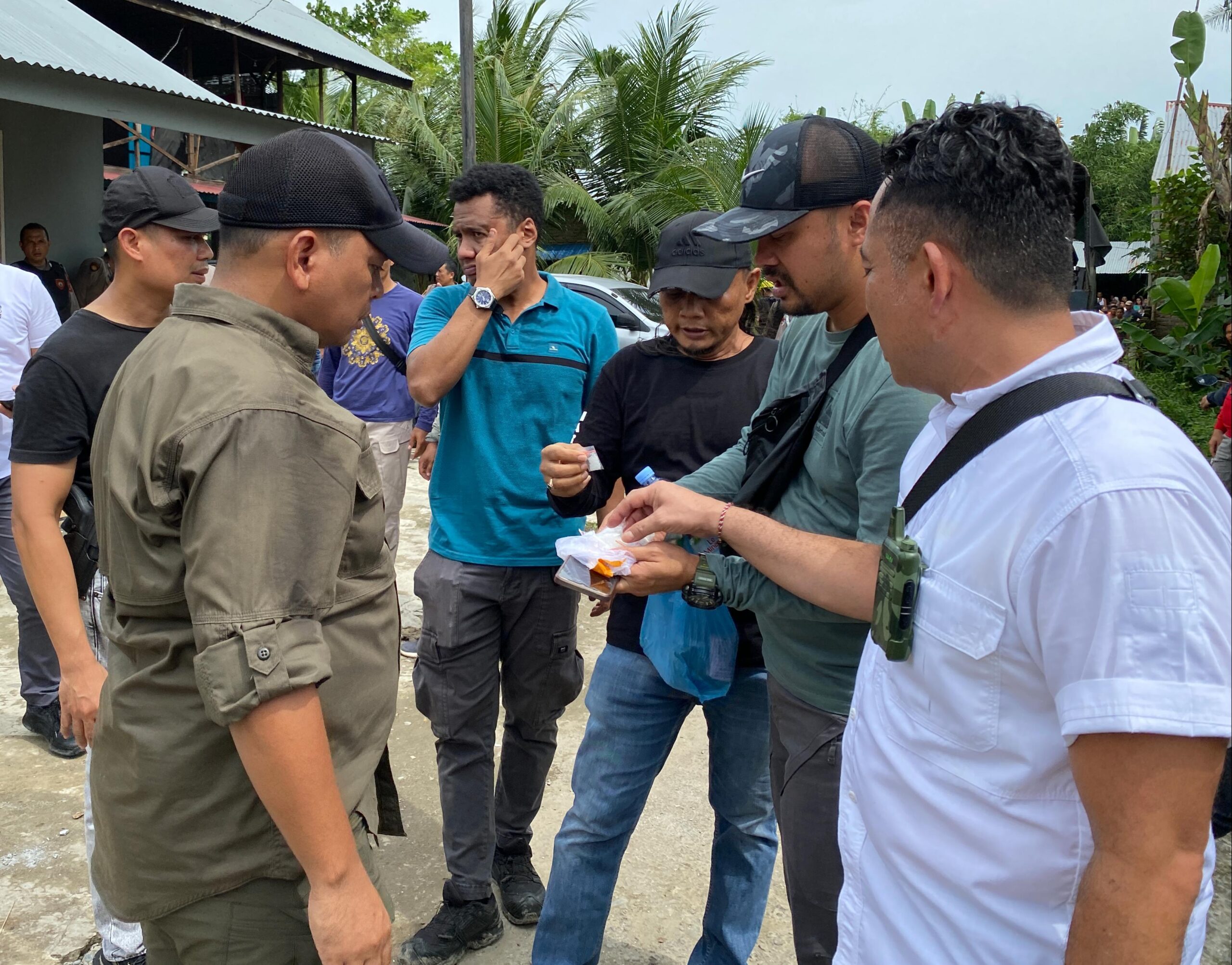 Kampung Narkoba di Percut Sei Tuan Digerebek  1 Bandar, 4 Pengedar Diringkus