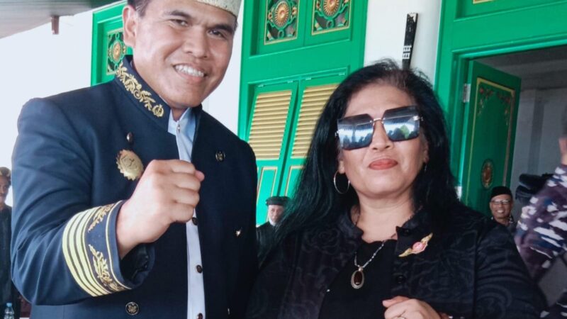 Ketua Presidium FPII Saksikan Sultan Tidore Anugerahkan Gelar Adat Kepada Kepala Staf TNI-AL di Kedaton Kesultanan Tidore