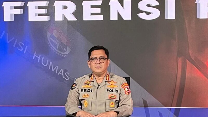 Bareskrim Polri Analisa Laporan Terhadap Roy Suryo