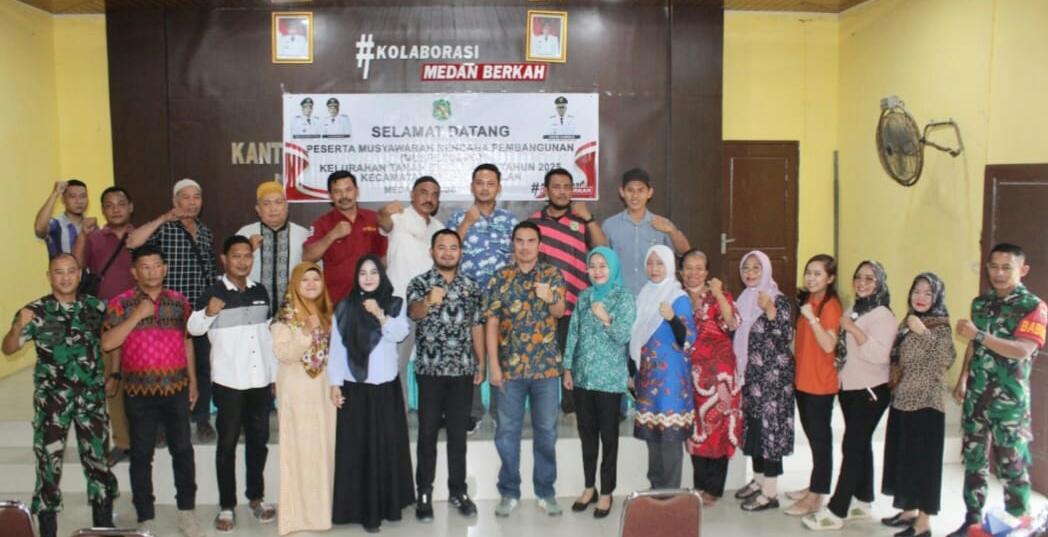 2 Personil Babinsa Koramil 0201-10/MM Hadiri Musrembang Kelurahan Tanah Enam Ratus