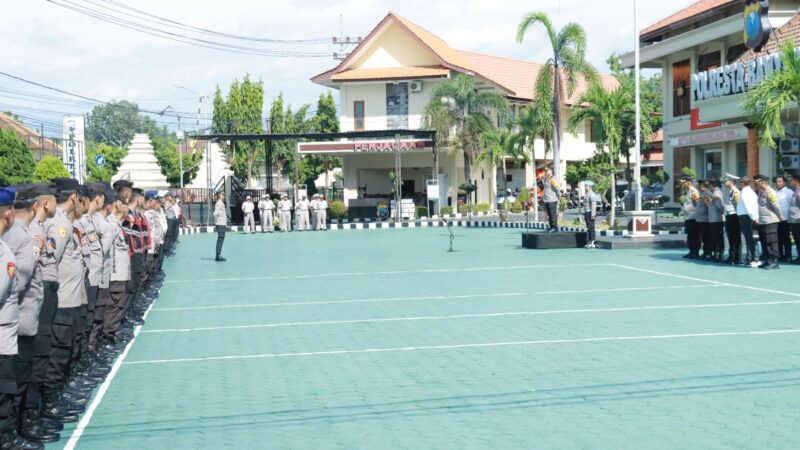 Jadilah Polisi yang Bisa “Menembak Hati” Masyarakat