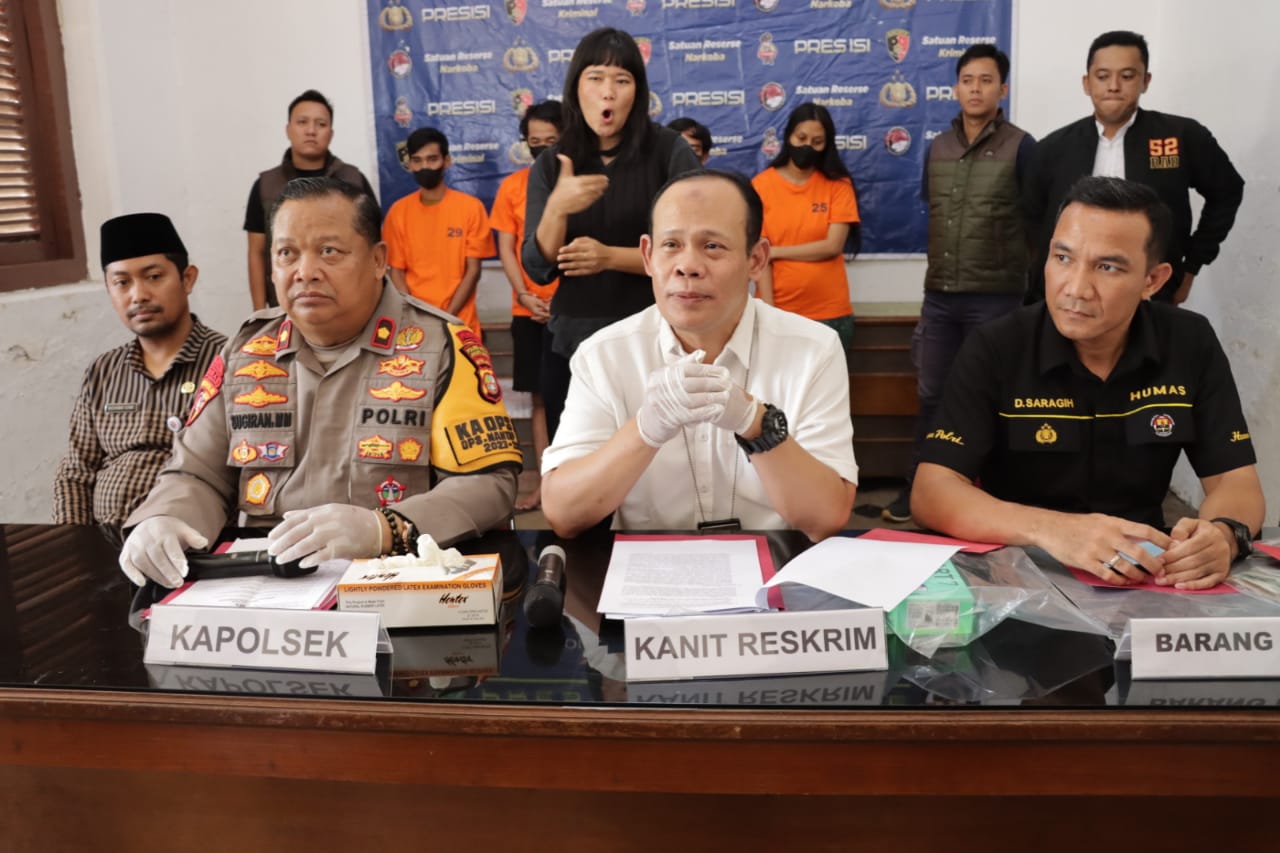 Modus Kencan Online, Polisi nyatakan Ketiga Pelaku Mendekam di Hotel Prodeo setelah 17 Orang jadi Korban