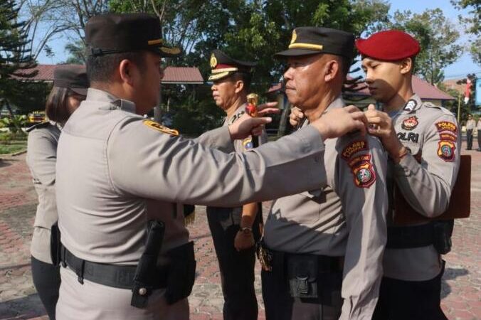 Polres Langkat Lasanakan Giat Upacara Kenaikan Pangkat