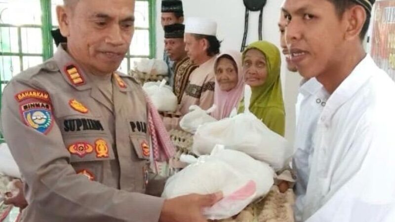 Polres Takalar Gelar Jumat Curhat di Masjid An-Nur Desa Lassang