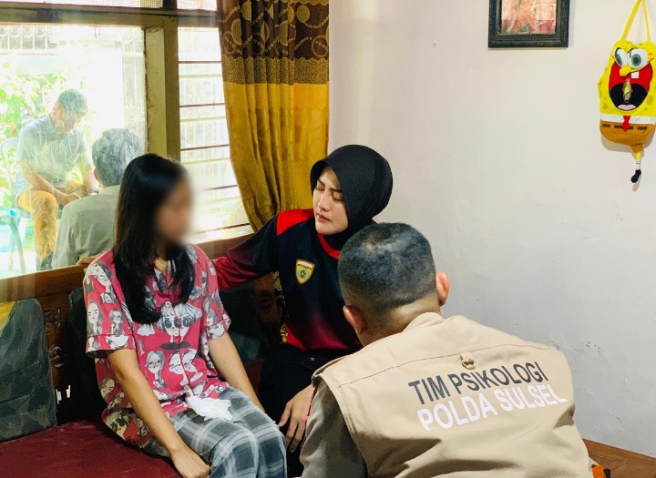 Tim Psikologi Biro SDM Polda Sulsel laksanakan pendampingan Psikologis Anak dari Korban Pembunuhan Di Makassar