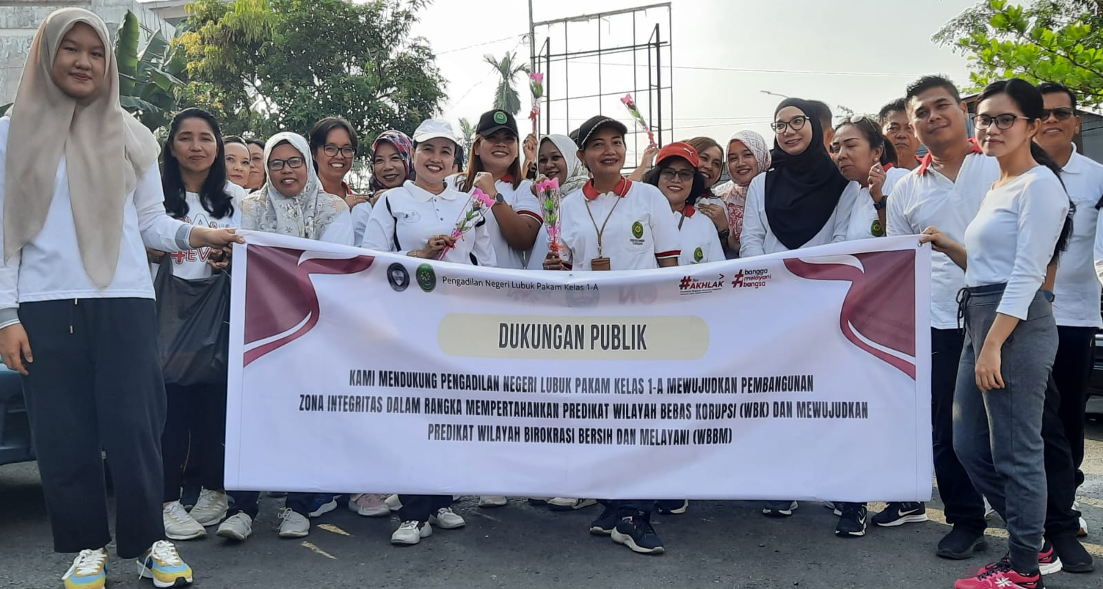 Publik Campign Pembangunan Zona Integritas Dalam Rangka Mempertahankan Predikat Wilayah Bebas Korupsi  (WBK) dan mewujudkan Predikat Wilayah Birokrasi Bersih dan Melayani (WBBM)