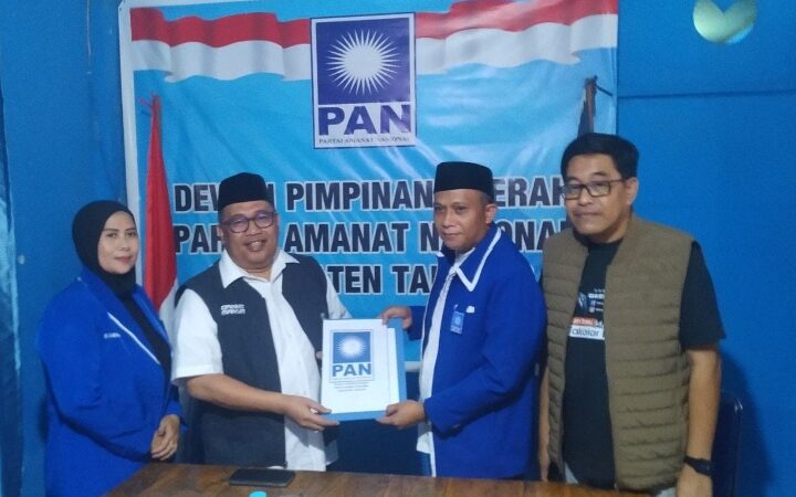 Daeng Manye calon Bupati Takalar pertama yang mendaftar di DPD Partai Amanat Nasional