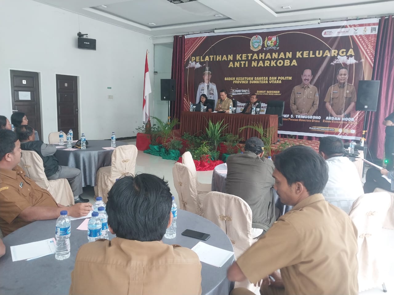 Kabid Kesbangpol Provsu, Harry : Komunikasi Harmonis Menjadi Benteng Pertahanan Penyalahgunaan Narkoba Di Dalam Keluarga