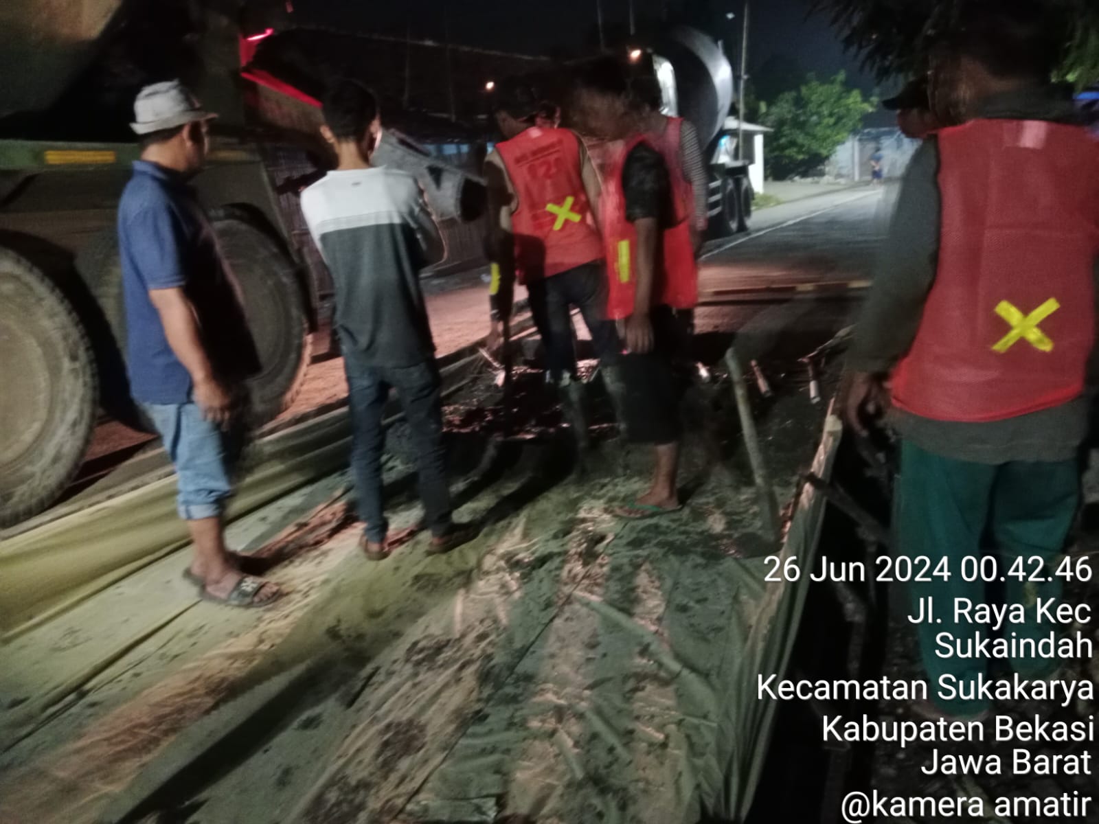 Di Nilai Buruk Pembangunan Jalan Teluk Ambulu -Sukatani Tuai Kritikan Buruk