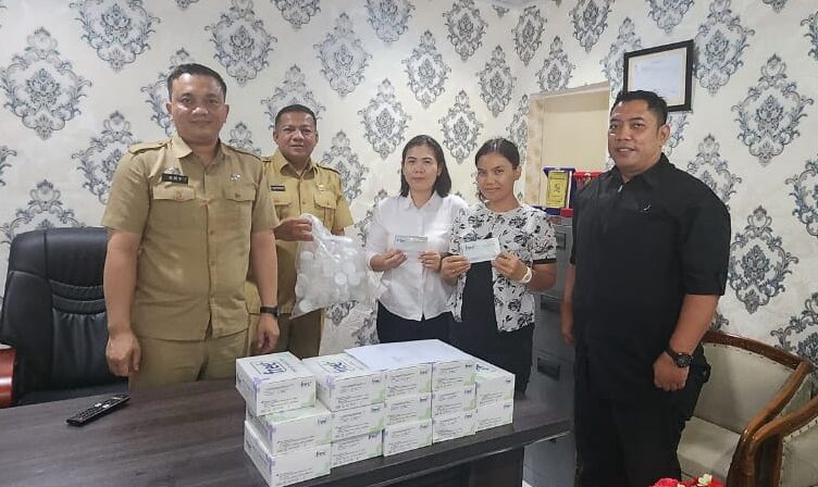 Badan Kesatuan Bangsa dan Politik Provinsi Sumatera Utara memberikan Alat Tes Urine kepada Polrestabes Medan