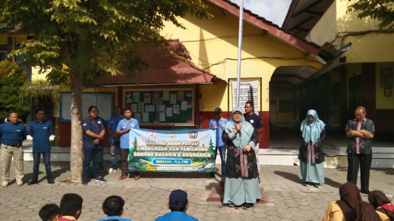 Kepala SMPN3 Rogojampi Sambut Baik Sosialisasi dan Edukasi Yang di Laksanakan Penggiat Lingkungan di Sekolah