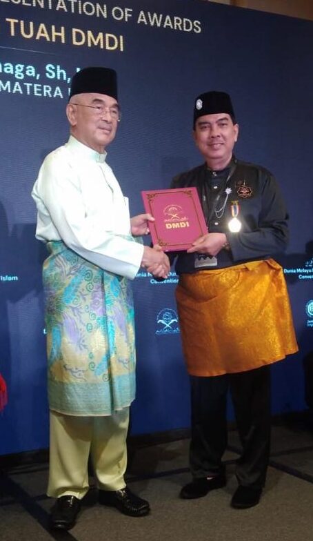 Raih Penghargaan Tertinggi Anugrah Hang Tuah DMDI International , Putra Batak Membanggakan Sumut