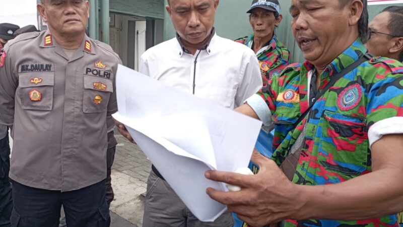 Terkesan Mengkangkangi Undang-Undang Nomor 21 Tahun 2000 tentang Serikat Pekerja. PUK. F. SPTI – K. SPSI) Kelurahan Tembung Lakukan Aksi Demo Lagi di Gudang Roti 151 Tembung