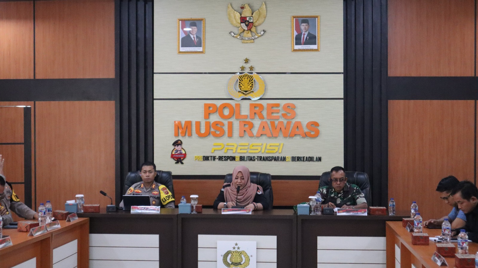 Mantapkan Persiapan Debat Publik Ke-2 Calon Bupati-Wabup, Polres Musi Rawas Bersama Stakeholders Terkait Gelar Rapat Koordinasi 