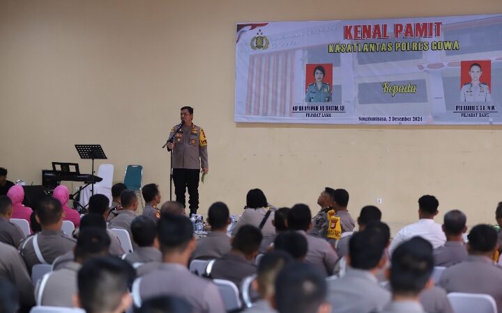 Kapolres Gowa Pimpin Sertijab Kasat Lantas di Lapangan Griya Bhayangkara