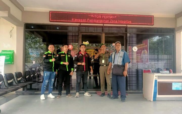 Team LIBAS Sorot BPN Siak Diduga Halangi Wartawan Saat Meliput.