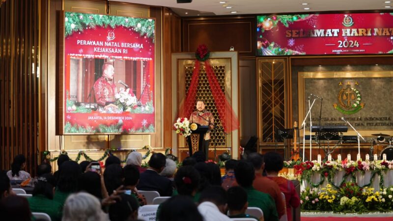 Jaksa Agung Pesan Natal : Jadilah Garam dan Terang Dalam Penegakan Hukum Berintegritas