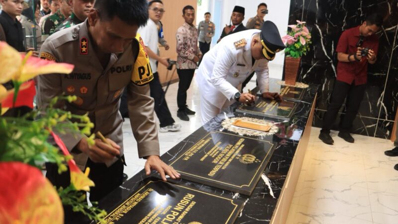 Kapolda Jabar Resmikan Gedung Pelayanan Publik Dan Rusun Polres Bogor