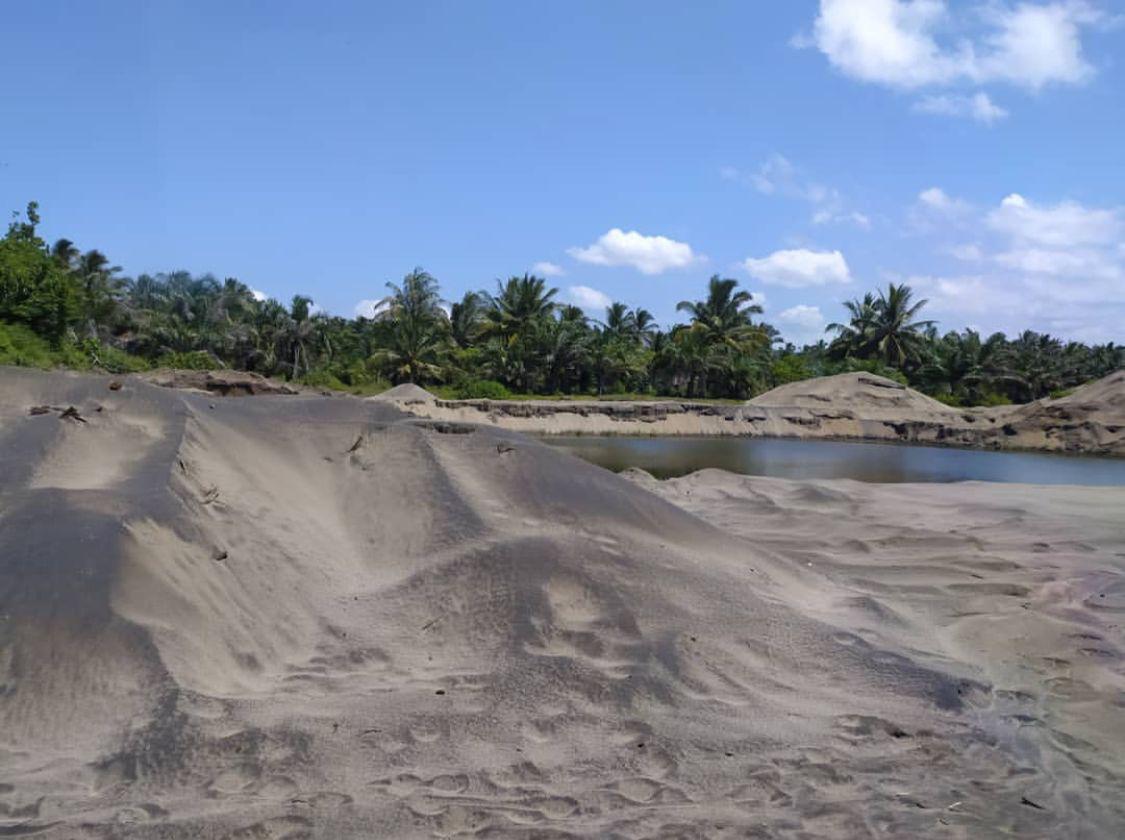 ” Tambang Liar Pasir Besi Cidaun Cianjur: Ajang Bagi-Bagi Rezeki atau Ancaman Lingkungan?”