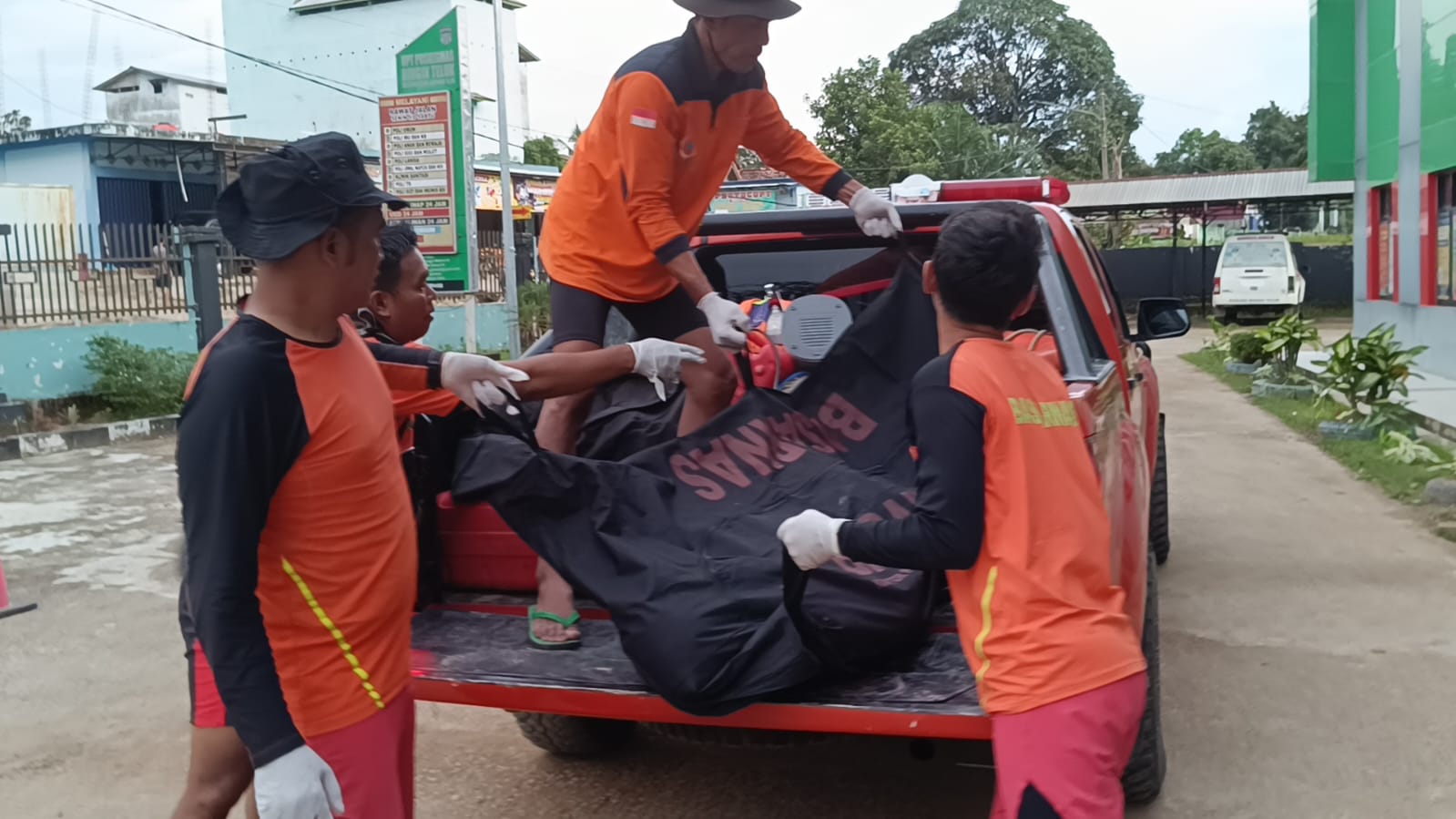 Korban Terakhir Getek Terbalik Berhasil Ditemukan Tim SAR