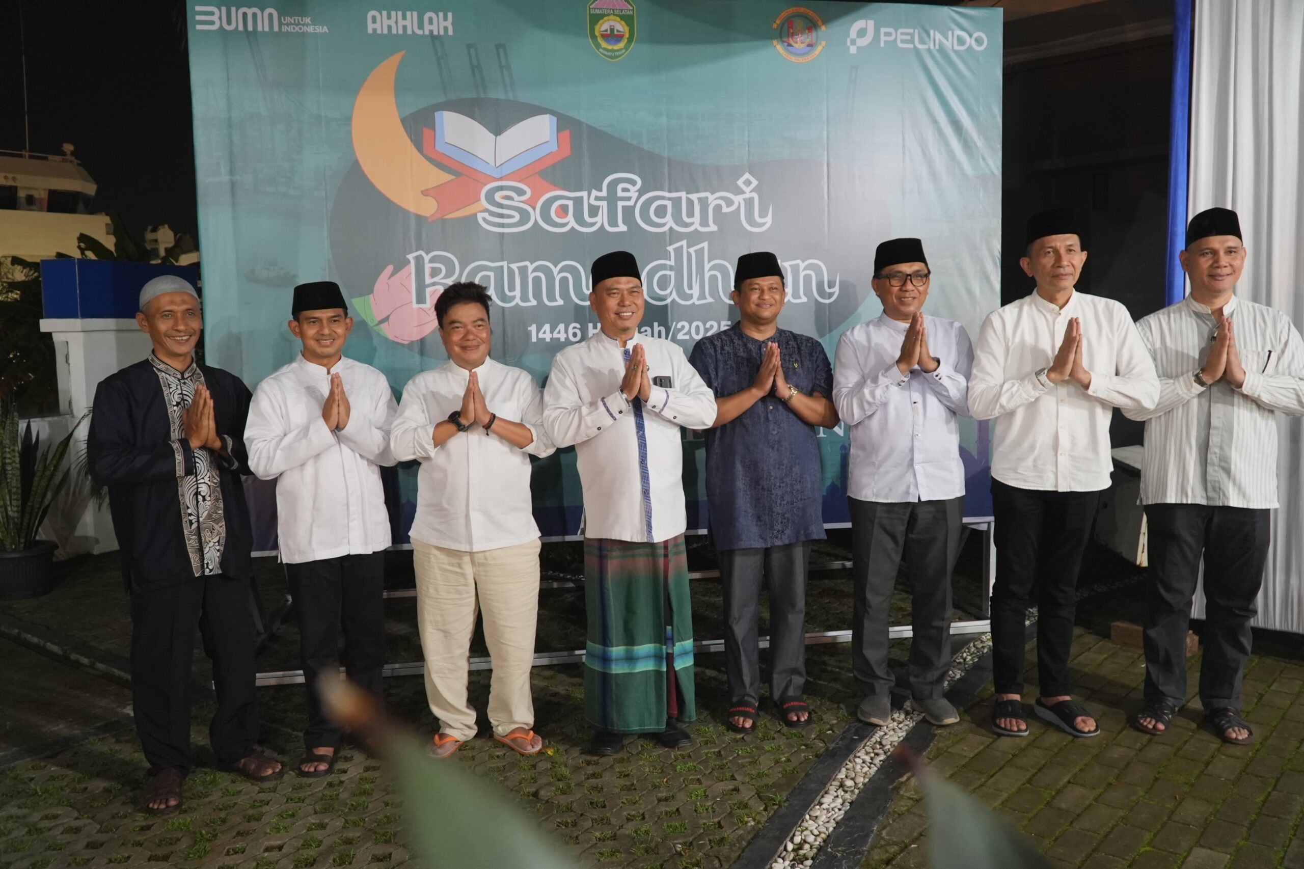 Lanal Palembang Bersinergi Bersama Pelindo Gelar Safari Ramadan 1446 H