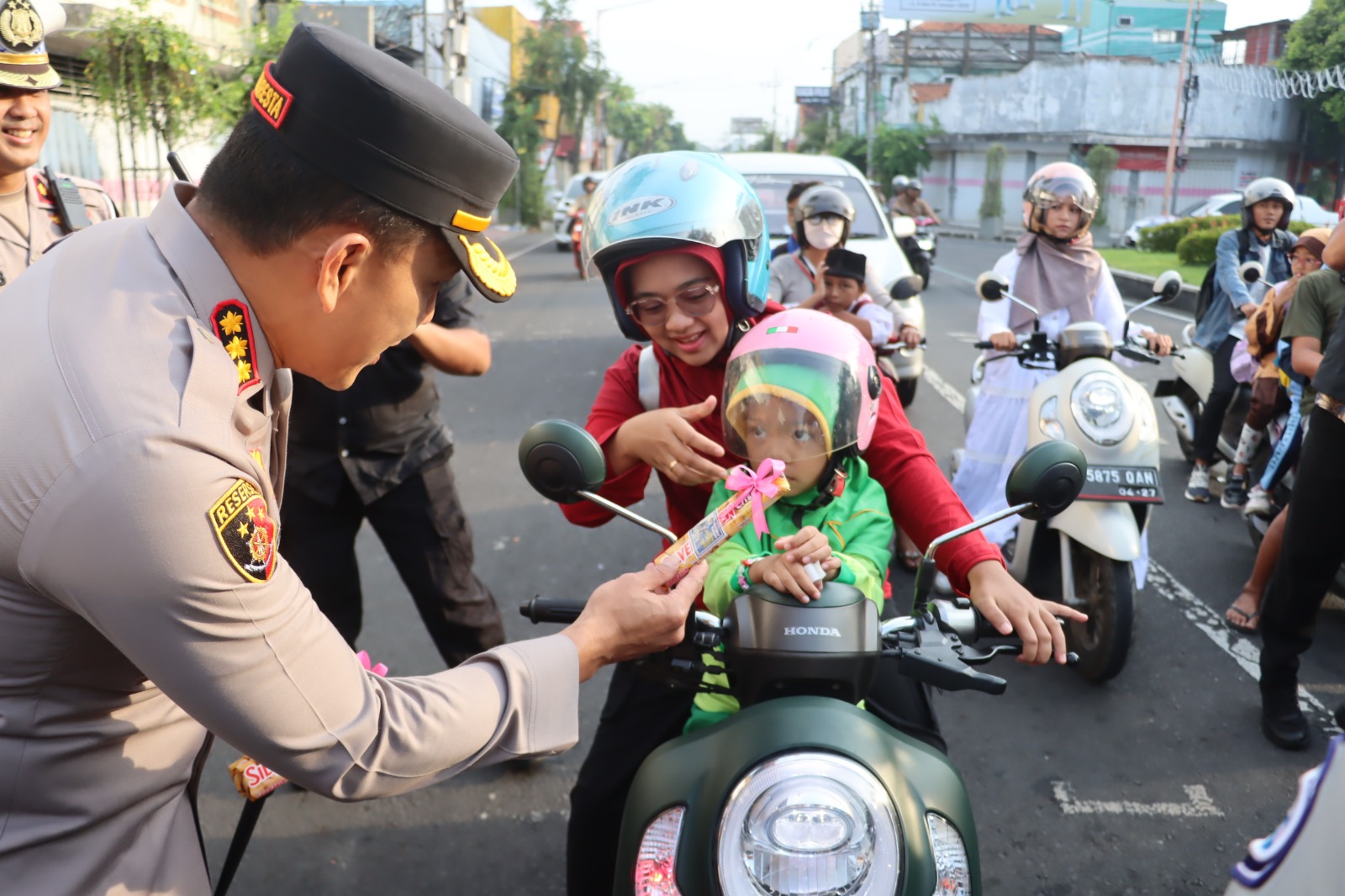 Kapolresta Banyuwangi Ajak Masyarakat Patuhi Aturan Lalu Lintas Saat Mudik Lebaran