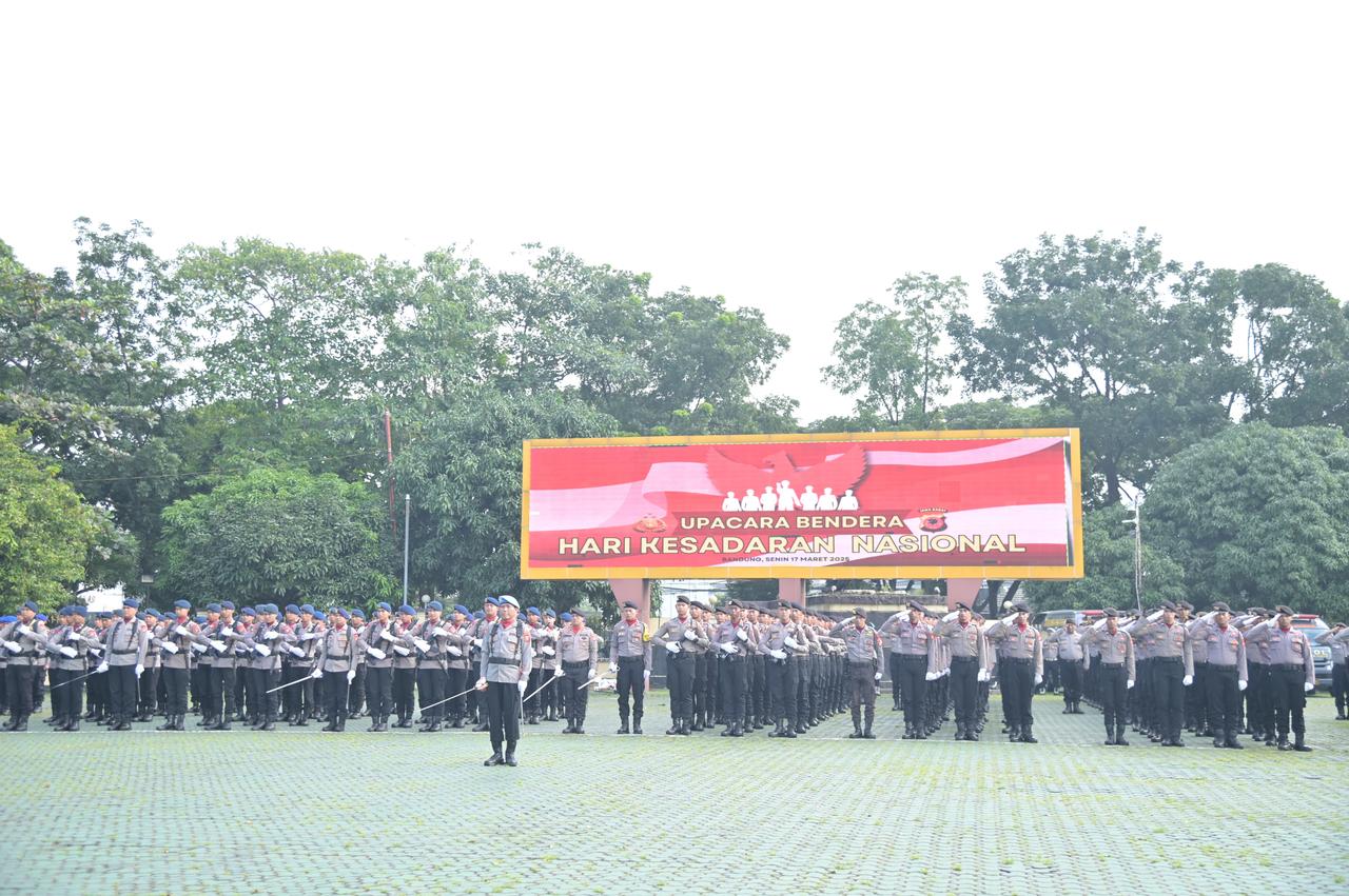 Upacara Bendera dalam Rangka Hari Kesadaran Nasional di Polda Jabar