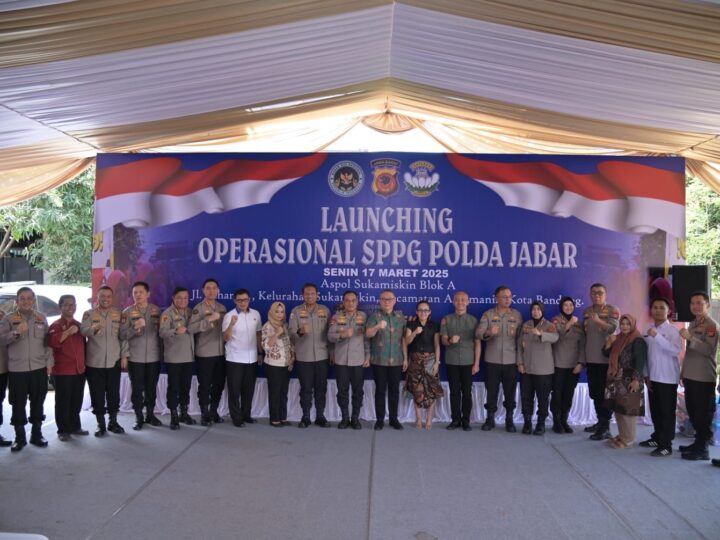 LAUNCHING SATUAN PELAYANAN PEMENUHAN GIZI POLRI DI SUKAMISKIN