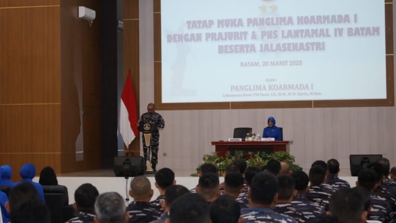 Tingkatkan Mental Juang dan Disiplin Prajurit , Pangkoarmada I Berikan Pembekalan Kepada Prajurit Lantamal IV Batam