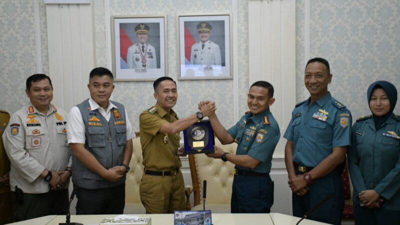 Jelang Hari Raya Idul Fitri, Danlanal Palembang dan Walikota Palembang Perkuat Sinergitas Keamanan Maritim Kota Palembang