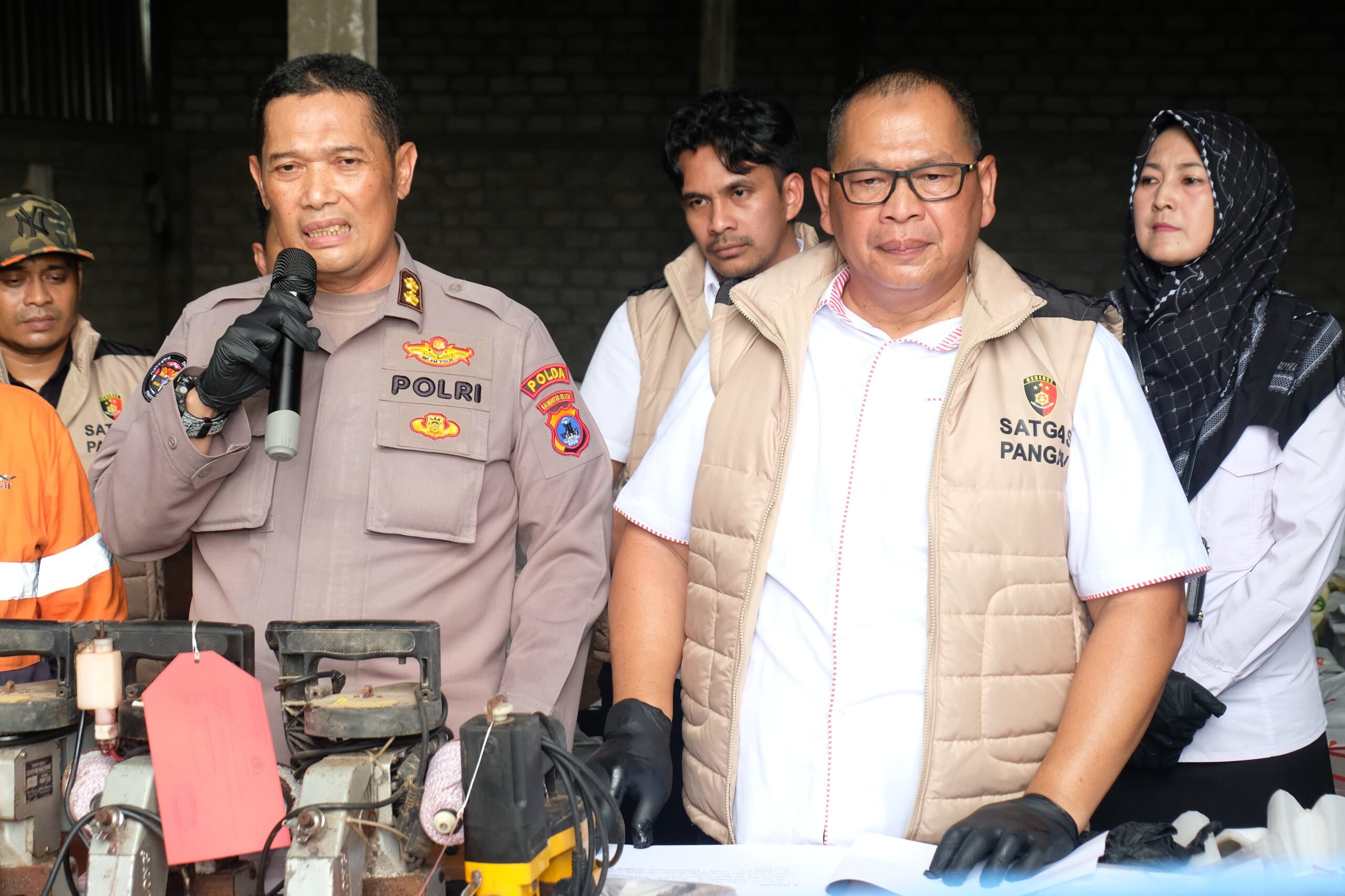 Ditreskrimsus Polda Kalsel Ungkap Kasus Pupuk Ilegal di Banjarbaru