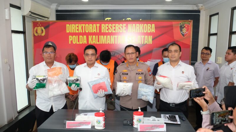 Ditresnarkoba Polda Kalsel Amankan Sabu 8,7 Kg, XTC 10 Ribu Butir, dan Tangkap 4 Tersangka Jaringan Antar Provinsi