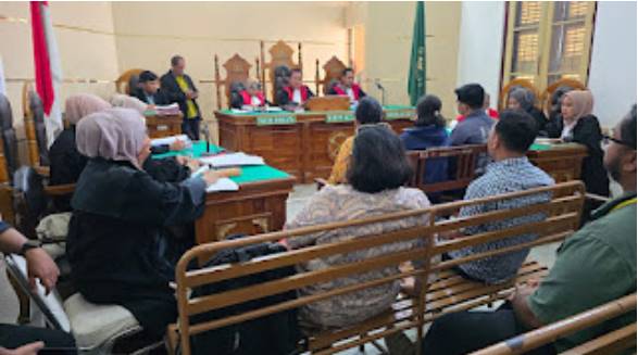 Perkara Dosen Bunuh Suami, Terdakwa Minta Saksi Agar Mendaftarkan Korban Ke Asuransi 