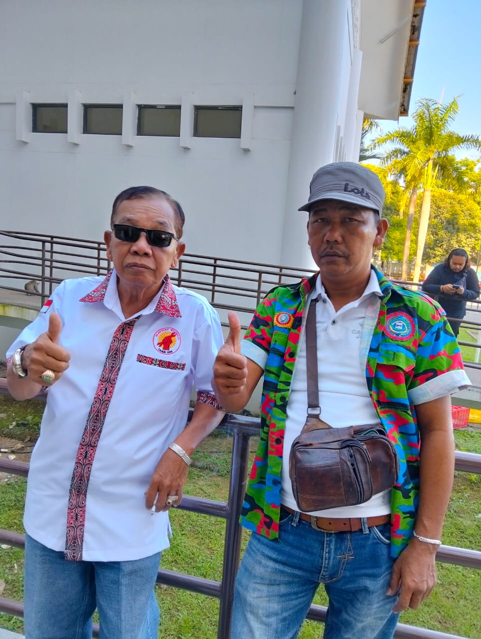 Ketua Umum FSPTI -KSPSI Sumut CP Nainggolan bersama Ketua PUK F SPTI -KSPSI Medan Tembung Erdianto Hutabarat Peringati May Day 2025