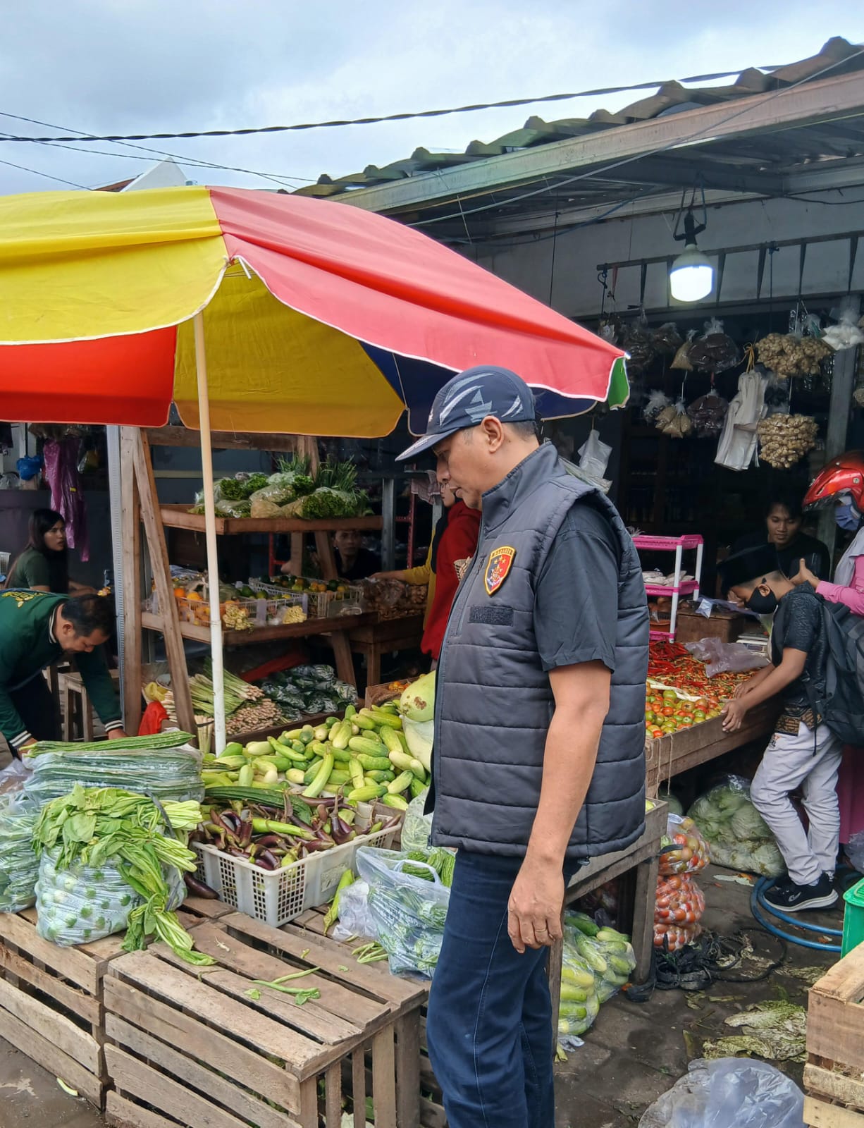 Satreskrim Polresta Banyuwangi Secara Intensif ,Pantau Harga dan Stok Bahan Pokok di Pasar