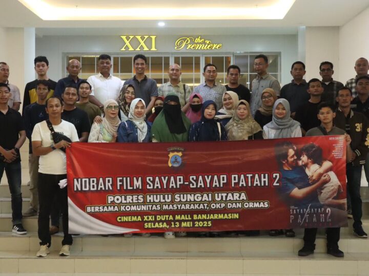 Bangkitkan Nasionalisme, Polres HSU Gelar Nobar Film “Sayap-Sayap Patah 2” Bersama Keluarga Besar Polri