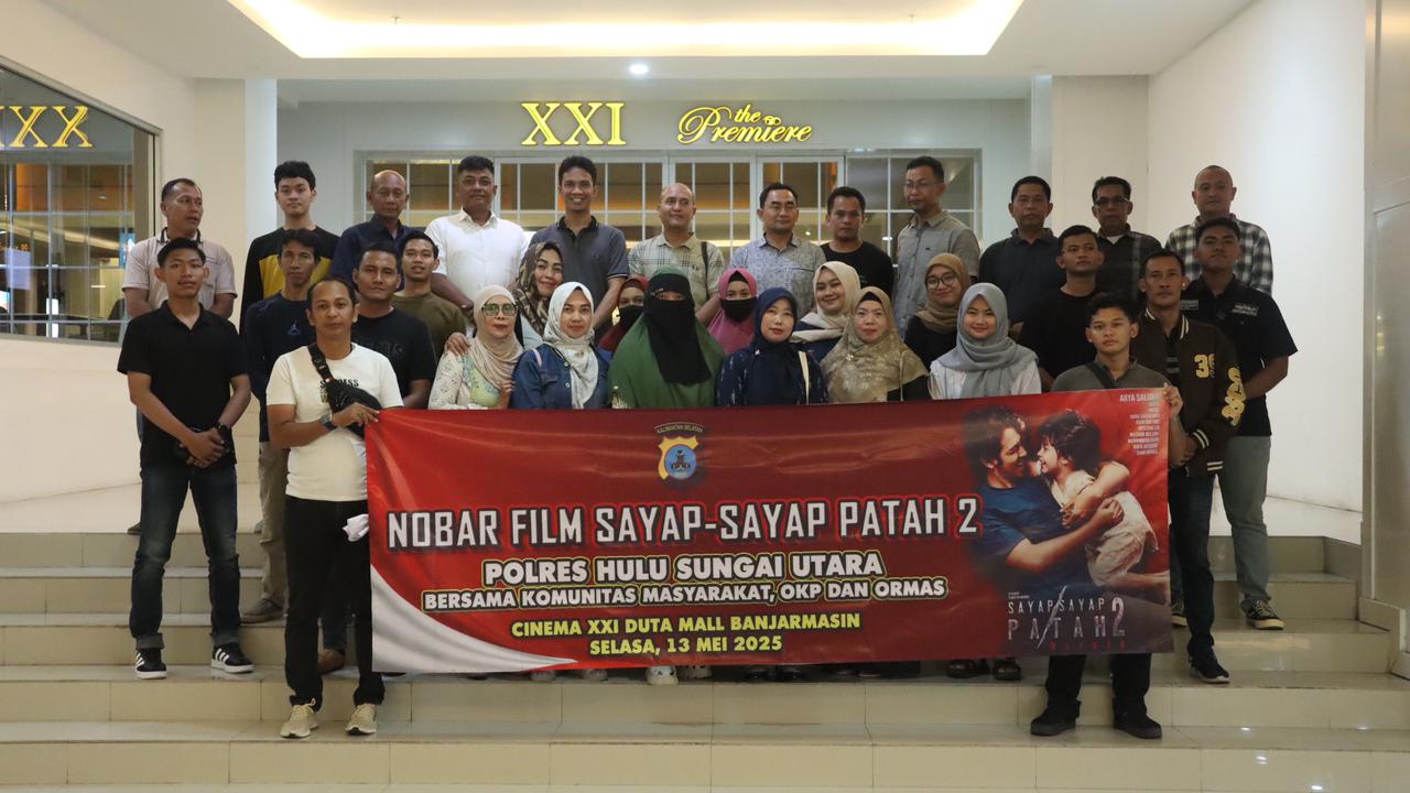 Bangkitkan Nasionalisme, Polres HSU Gelar Nobar Film “Sayap-Sayap Patah 2” Bersama Keluarga Besar Polri