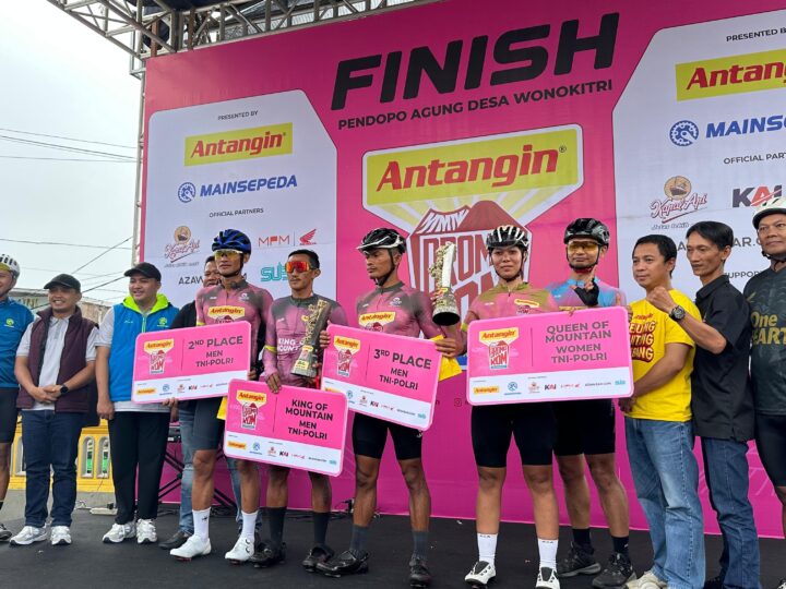 Polwan Polda Kalsel Ukir Prestasi dalam Ajang “Antangin Bromo KOM 2025”