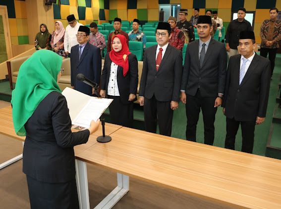 Dr.Nursapia Harahap MA, Dilantik Sebagai Dekan Fakultas Kesehatan Masyarakat, Dapat Meningkatkan Status Akreditasi Unggu