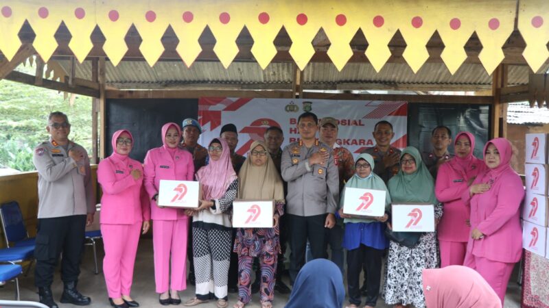 Sambut Hari Bhayangkara ke-79, Polres Metro Tangerang Kota Bagi 2.000 Paket Bantuan Sosial di Slum Area