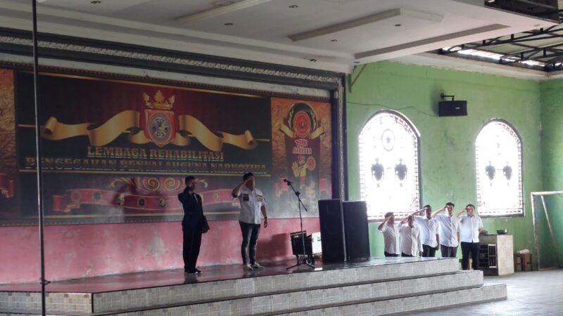 Bangkitkan Semangat Nasionalisme Para Residen,Kabid Kesehatan LRPPN-BI Rizky Novandri Pimpin Upacara Bendera Mingguan 
