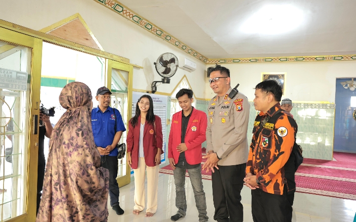 Sambut HUT Bhayangkara ke-79, Polres Gowa Gelar Bakti Religi Bersama Aktivis di Masjid Babul Khair Al-Utsaimin